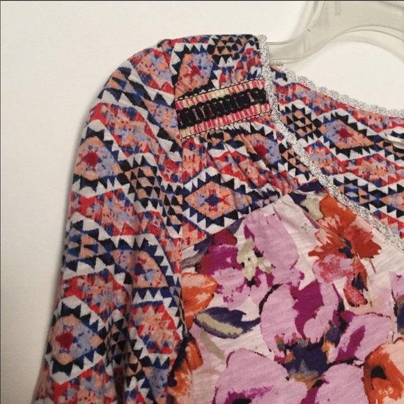 Anthropologie Akemi + Kin Ayana Mixed Print Blouse - Picture 5 of 7
